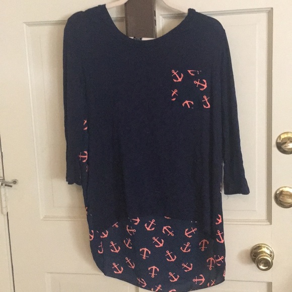 3/4 sleeve top - Picture 1 of 2